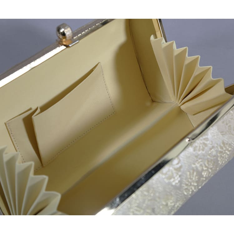 草履バッグ　ゴールド　花菱