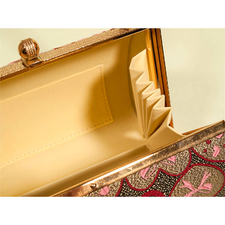 ゴールド　黒　ハート柄　振袖用草履バック