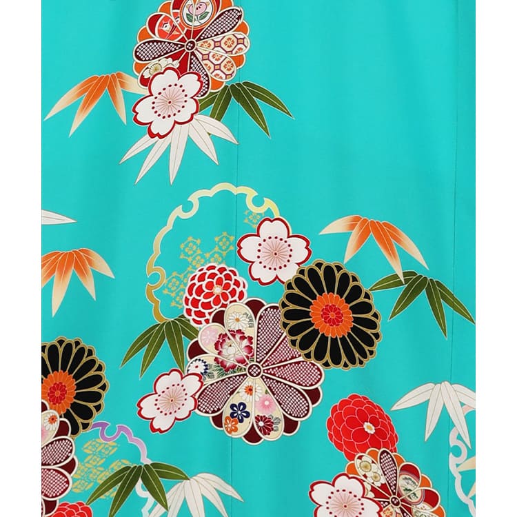 ピーコックグリーンに花