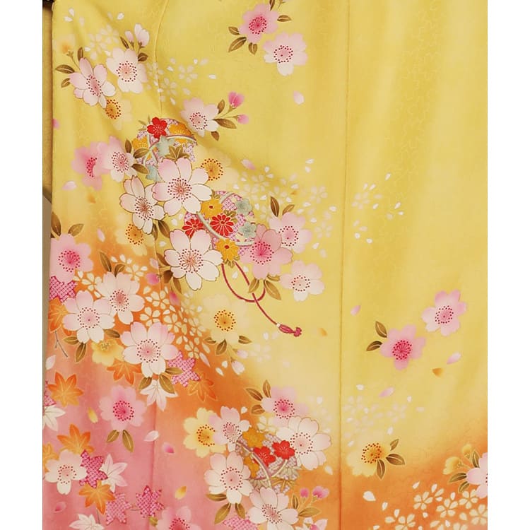 イエローとピンクに桜