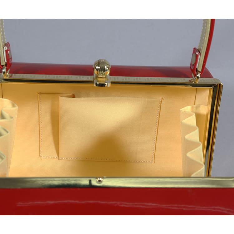 草履バッグ　赤と金