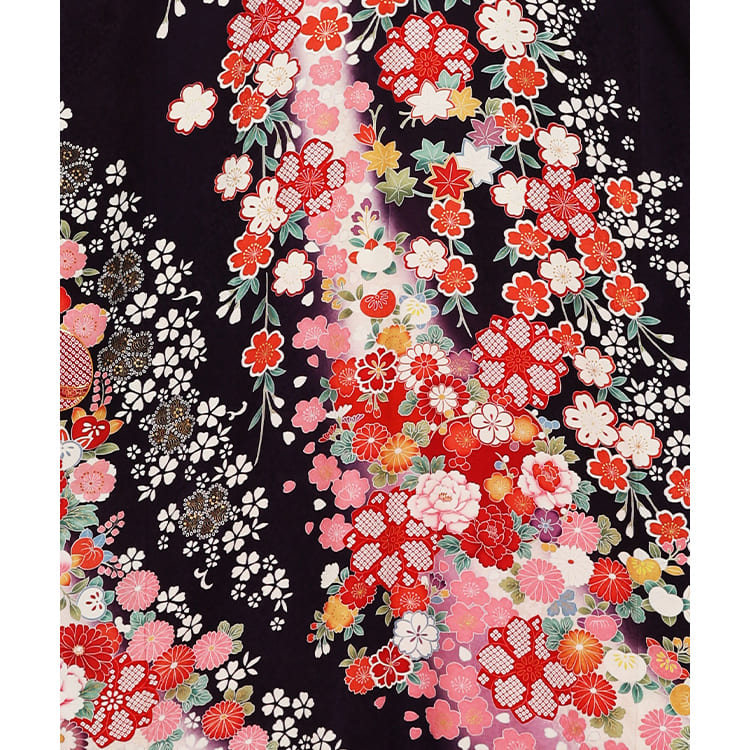 濃い紫に四季折々の花々や自然物
