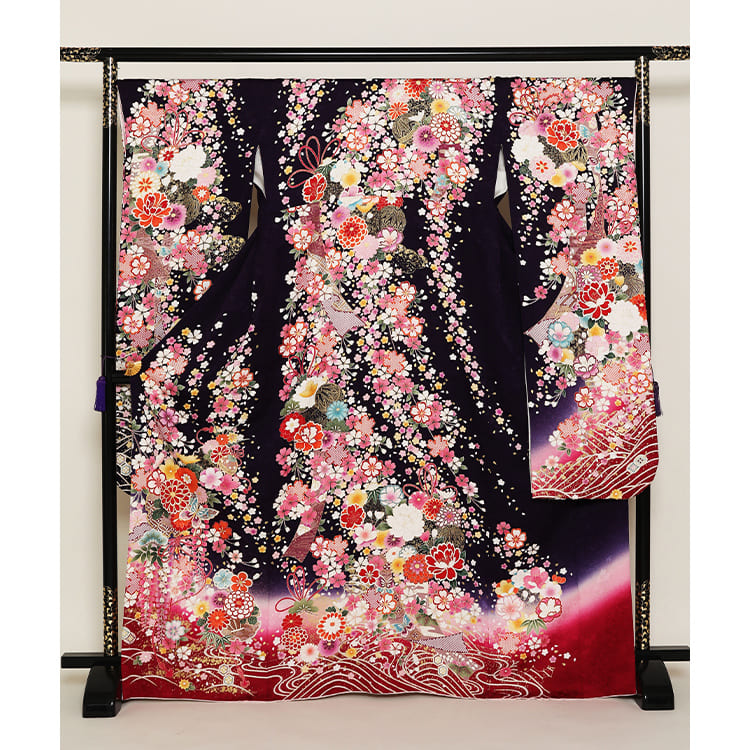 濃紫に花々や蝶　金砂子