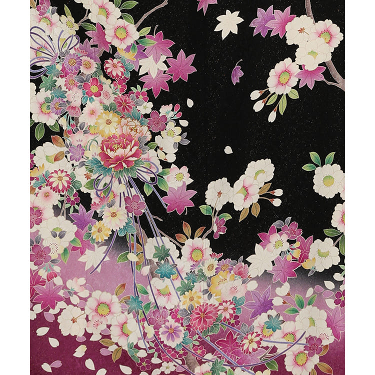 黒地に赤紫　桜と紅葉