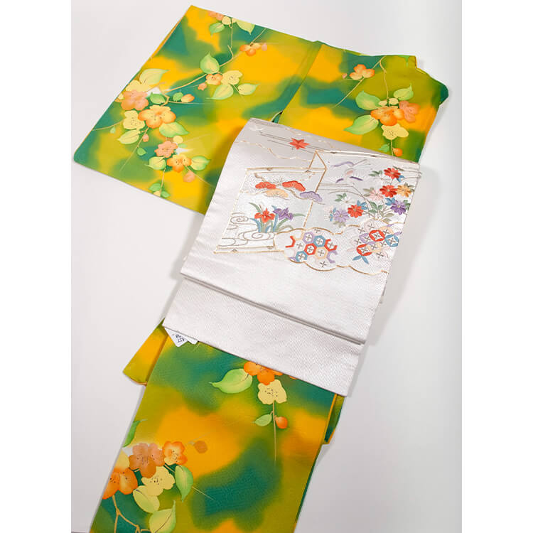 ローケツ桜柄と銀地刺繍帯　小紋、名古屋帯セット