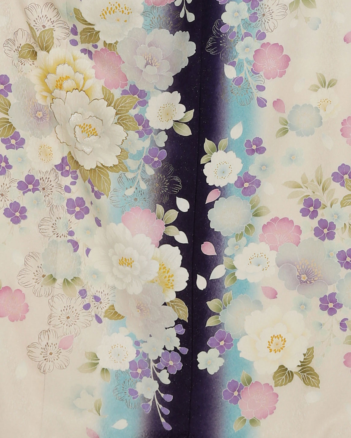 薄グレーに牡丹と小花