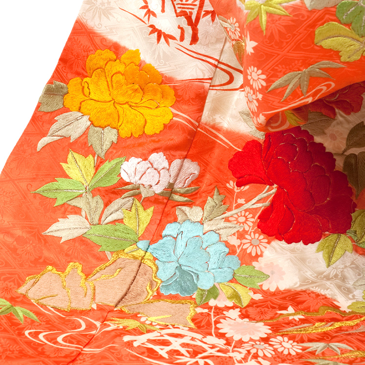 茶屋辻刺繍色打掛